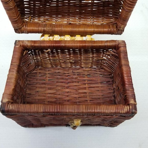 Wicker Rattan Brown Mini Trunk Chest Treasure Box - Picture 4 of 12